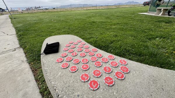 4Way Formation Poker Chips - Image 3